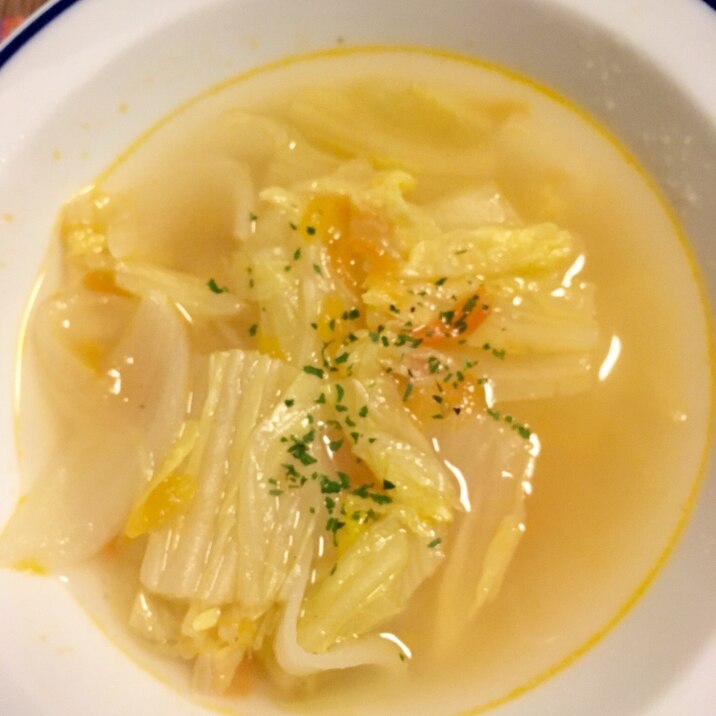 胃が休まる白菜の洋風スープ